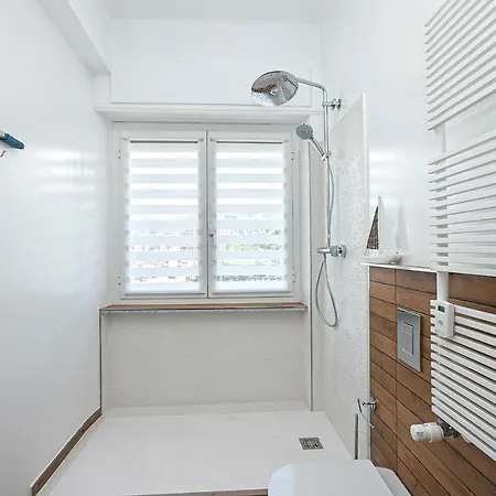 Apartmán La Perla Di Sturla *